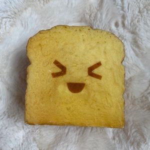 Breadou Bread Loaf Squishy
